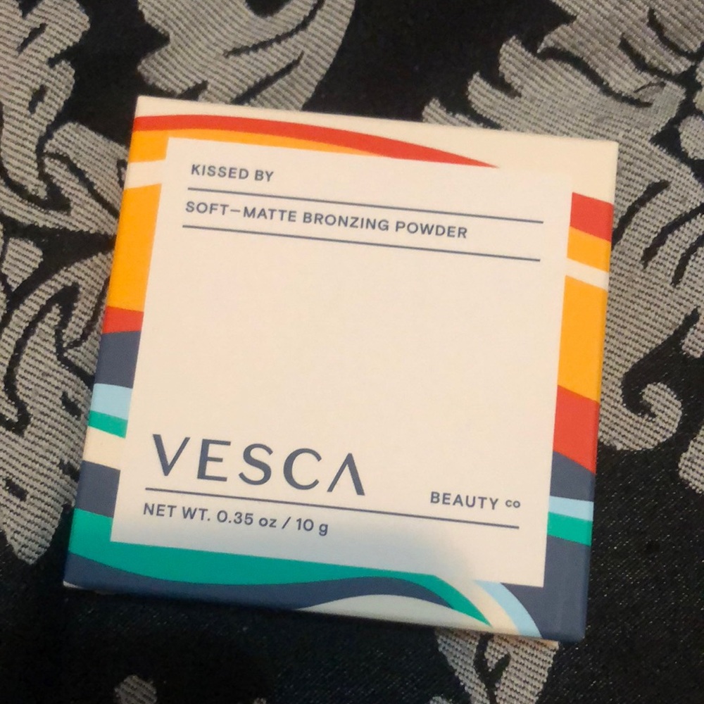 NIB Vesca Soft Matte Bronzing Powder
